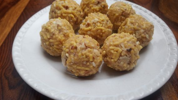 Sev Laddu